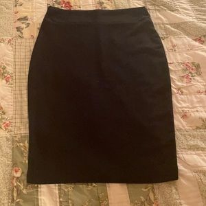 Black Pencil Skirt. Size Large